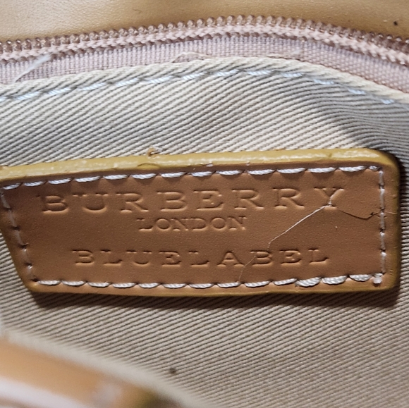 Burberry Crossbody Wallet - Picture 6 of 11